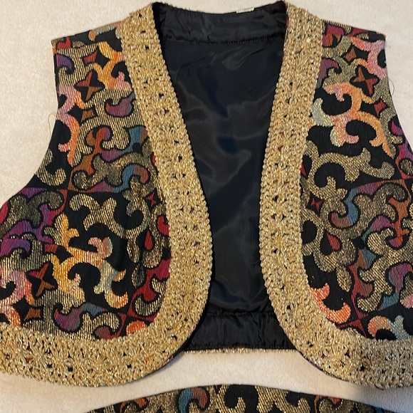 MR GEE VINTAGE BROCADE Black & Gold 3 piece outfit size sm - Picture 6 of 11